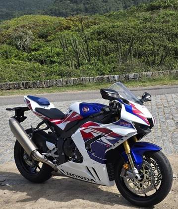 HONDA CBR 1000RR-R FIREBLADE SP 